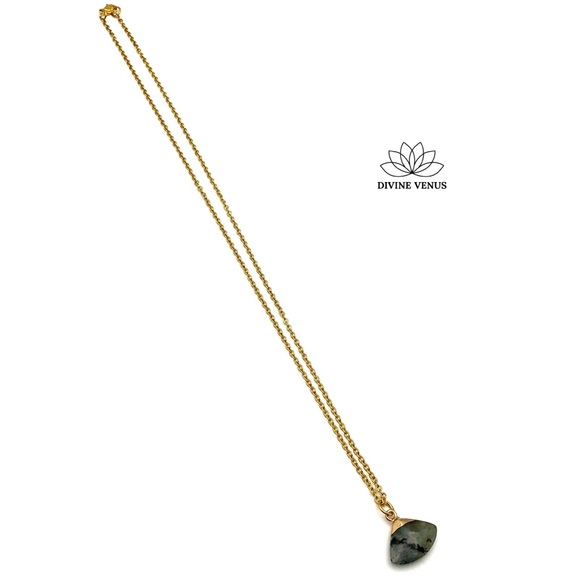 Labradorite Necklace | Gold Plated Stainless Steel - Picture 11 of 16